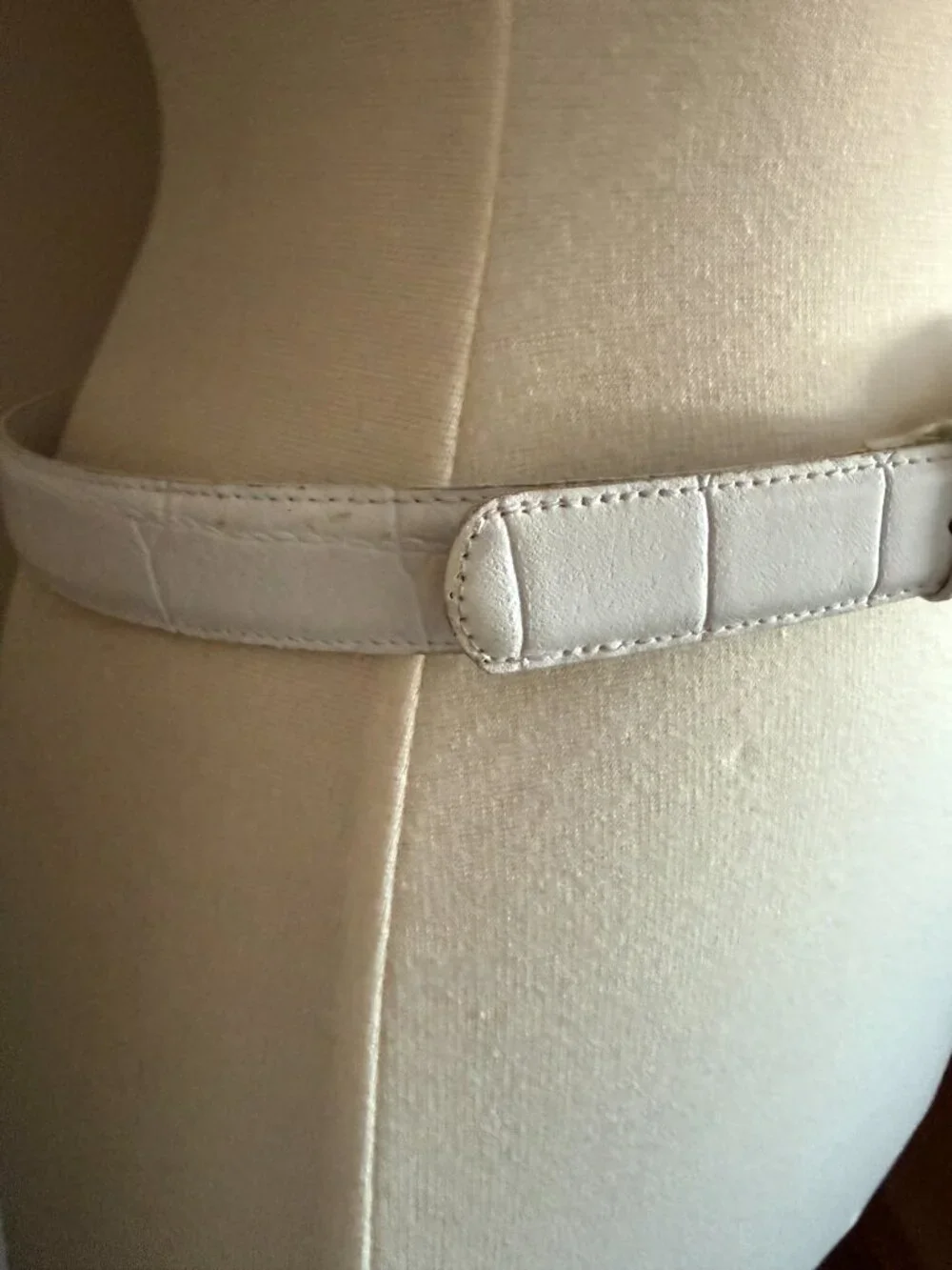 Vintage Karen Scott White Leather Belt Medium | Covered Buckle Retro Cinch